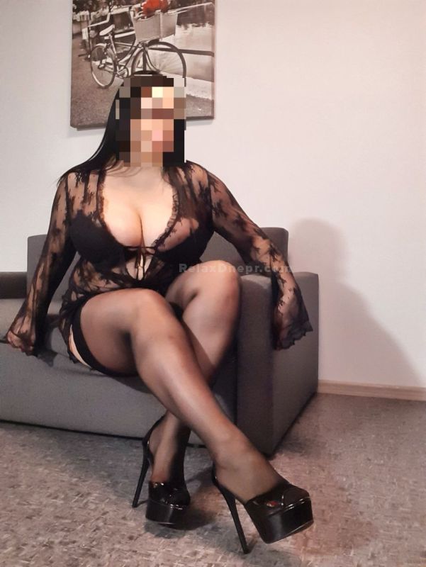 Секс 3 лесбиянка Орыс екі доминантты порно