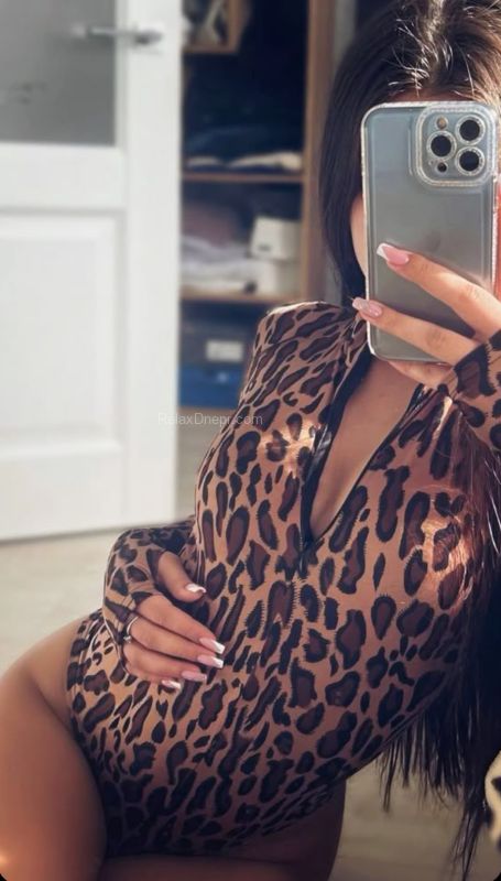 Dnipro escort : Emiliya - photo 4